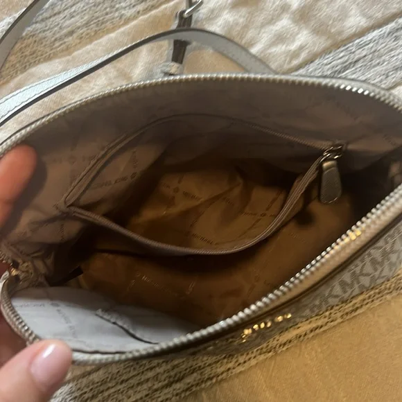 Michael Kors Silver Crossbody Bag - Picture 4 of 7